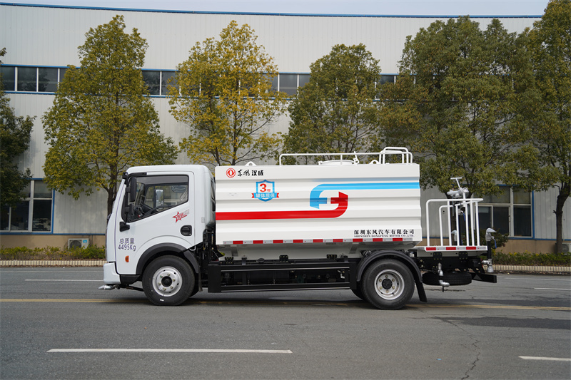 東風股份K6藍牌灑水車 7方（燃油車）